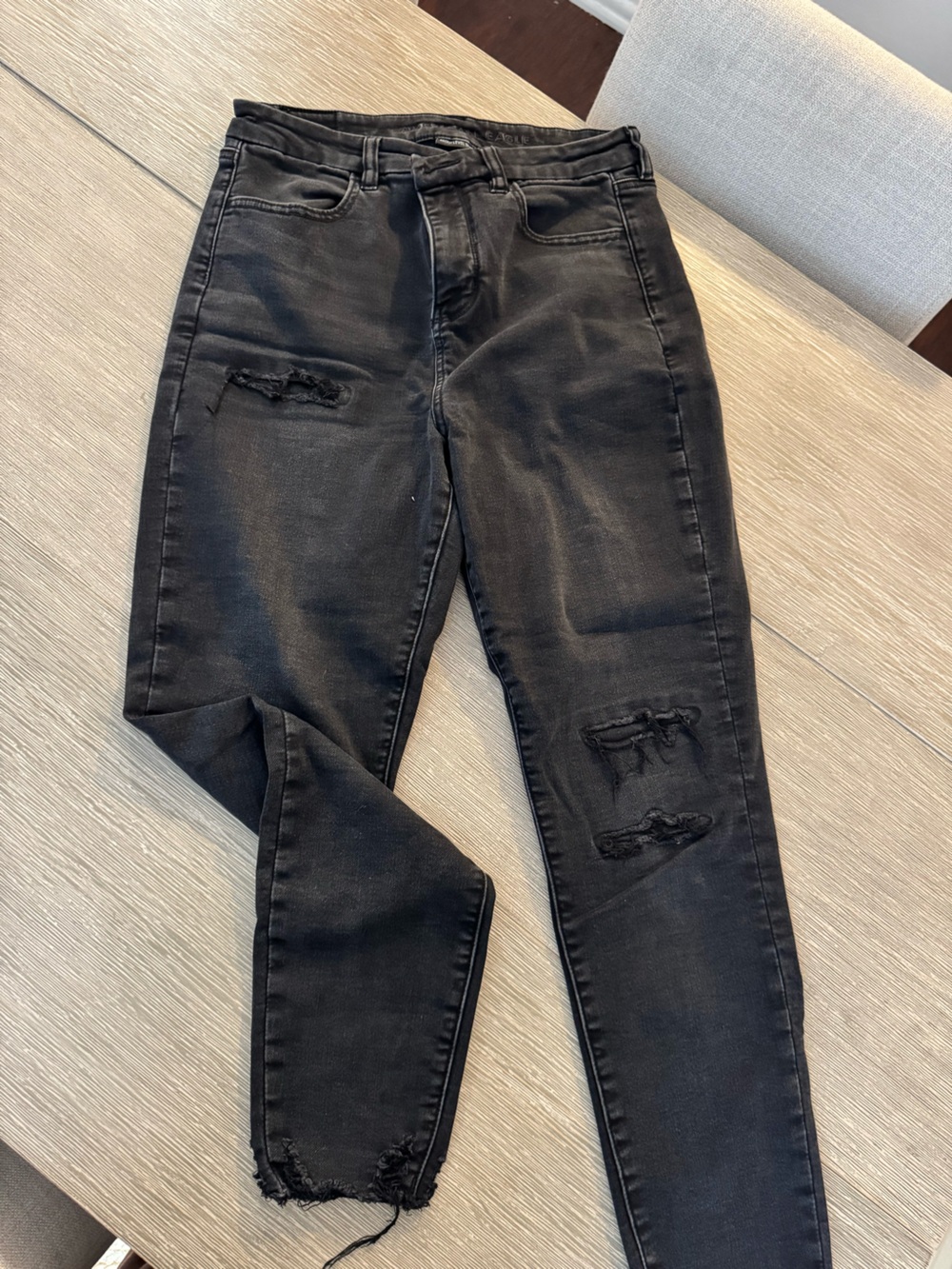 American Eagle Outfitters Black Skinny Distressed Jeans